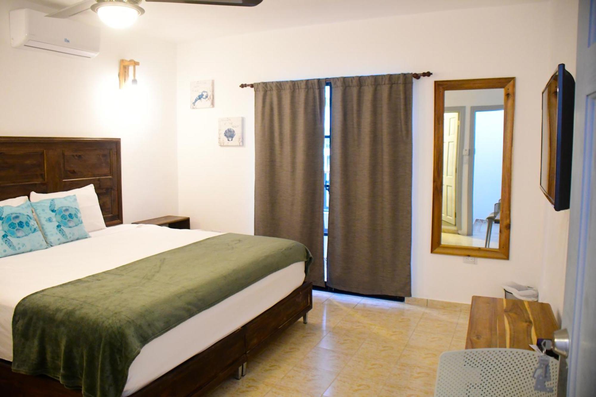 Hostal Marina Samana Buitenkant foto