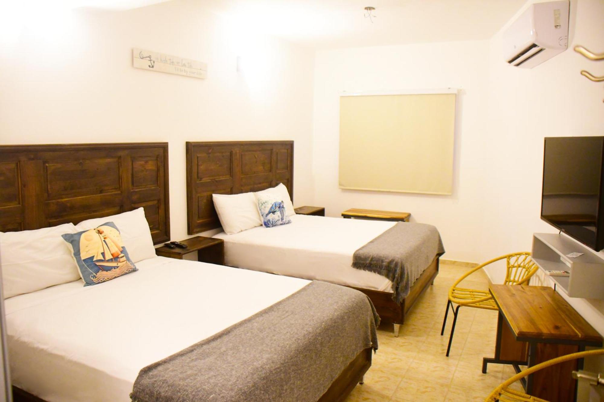 Hostal Marina Samana Buitenkant foto